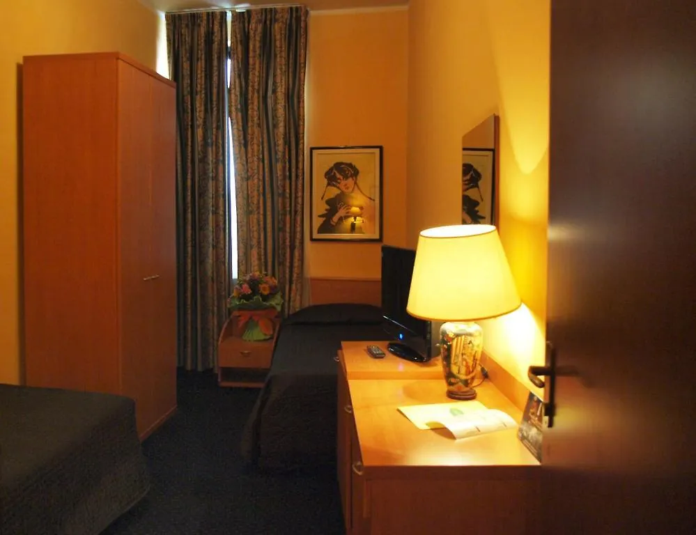 Petit Hotel Piacenza