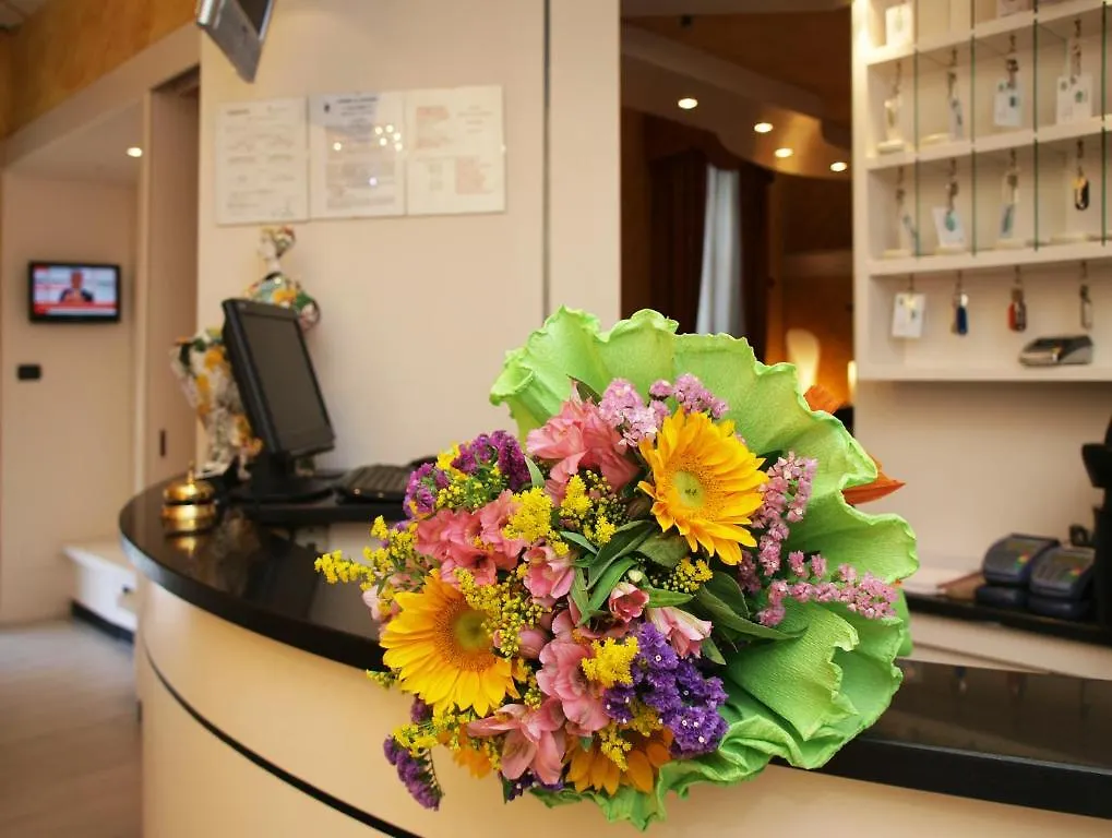 Petit Hotel Piacenza Italy