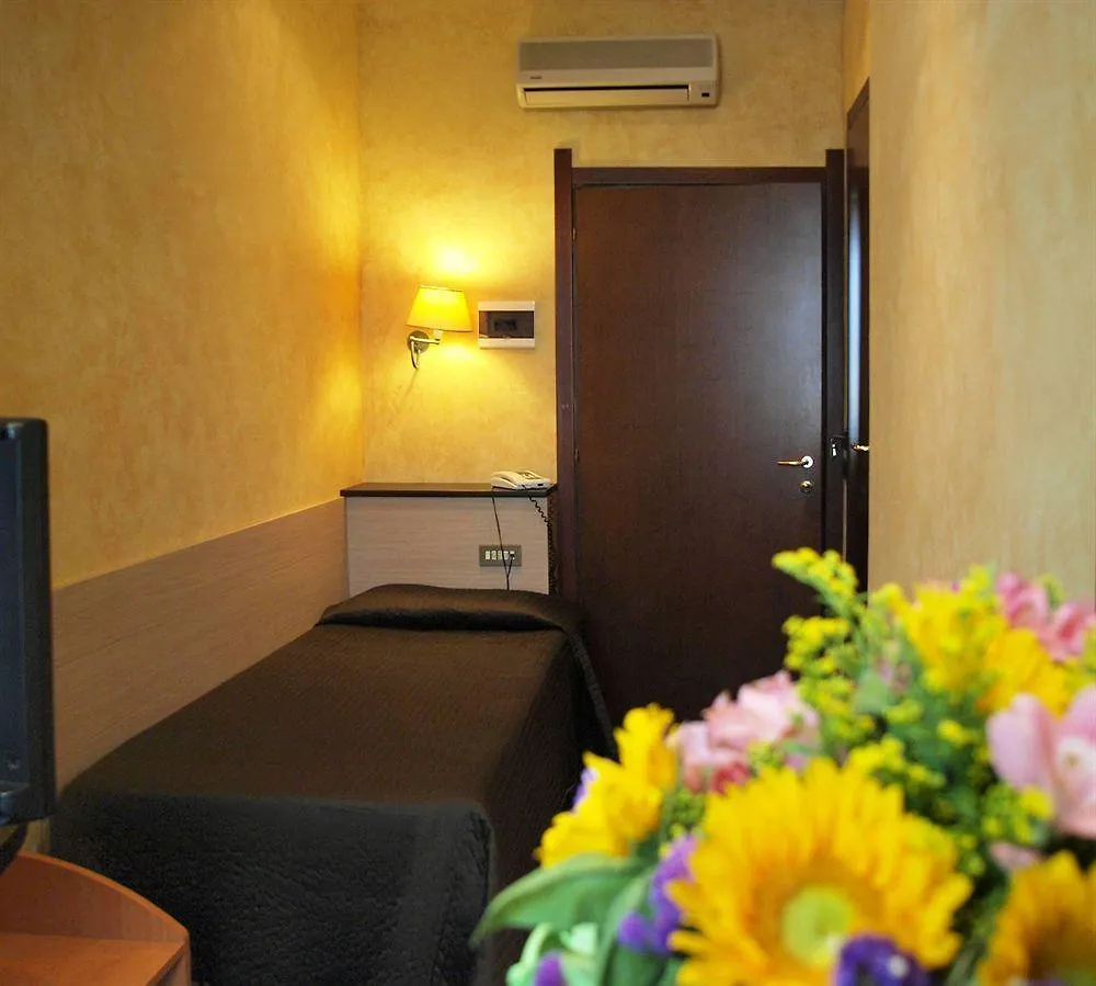 Petit Hotel Piacenza
