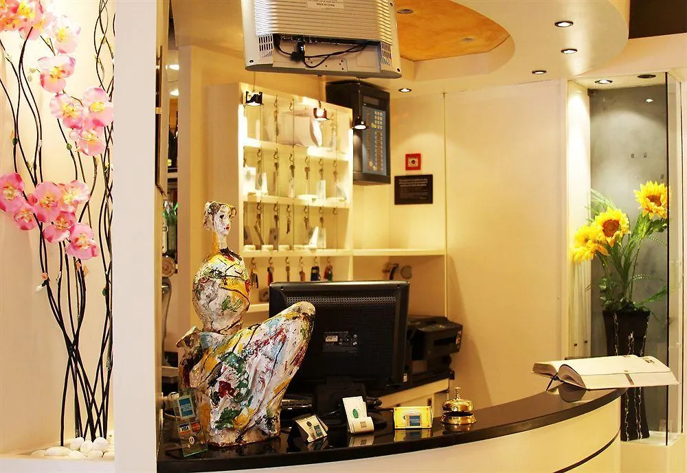 Petit Hotel Piacenza
