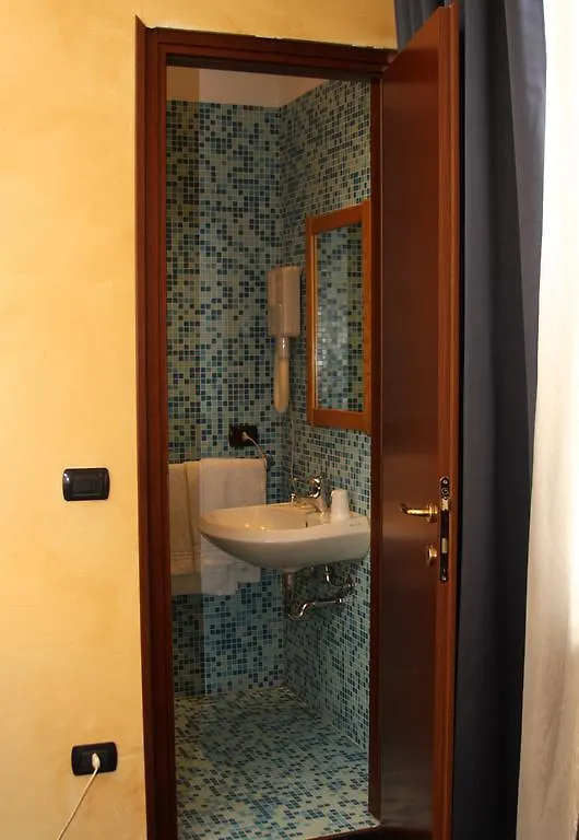 Petit Hotel Piacenza
